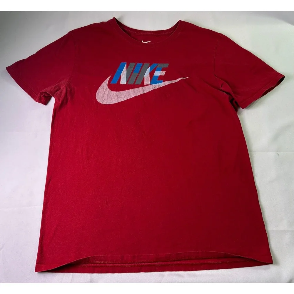 Nike The Nike Tee Mens Shirt Size‎ M Red Athletic Cut Graphic Swoosh Logo Gym